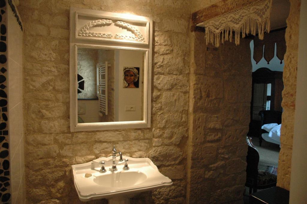 Chateau De Bed & Breakfast Clermont-les-Fermes